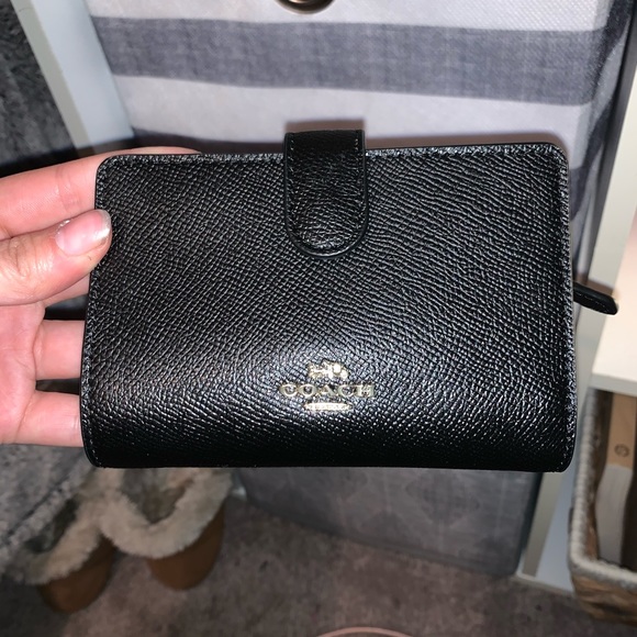 NWT Coach Wallet - Picture 3 of 5